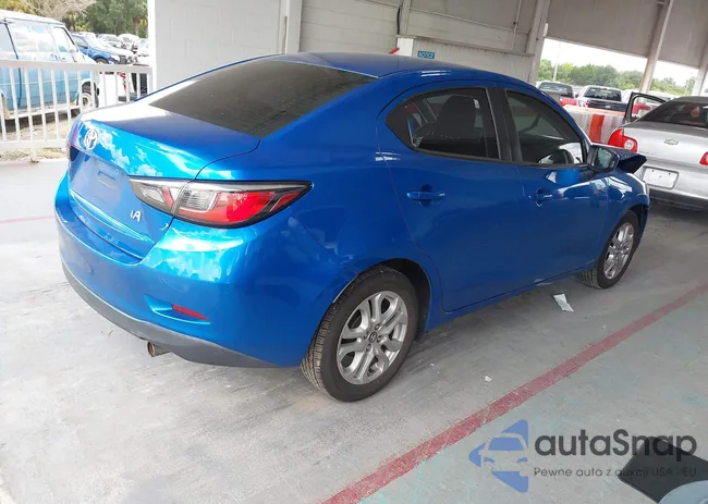 3MYDLBYV4JY312576: 42905615