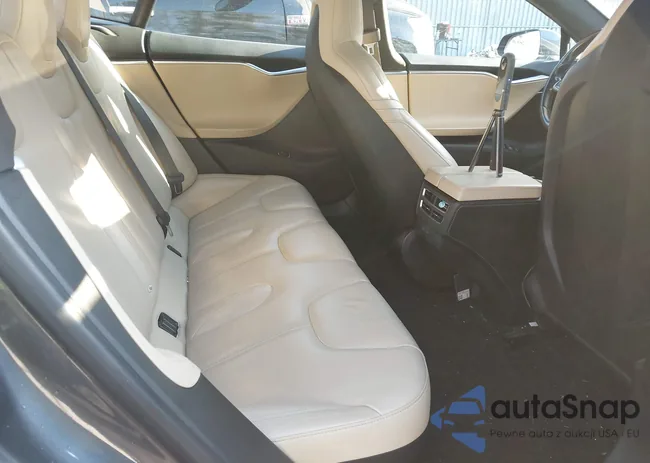 5YJSA1E24GF174235: 43904838