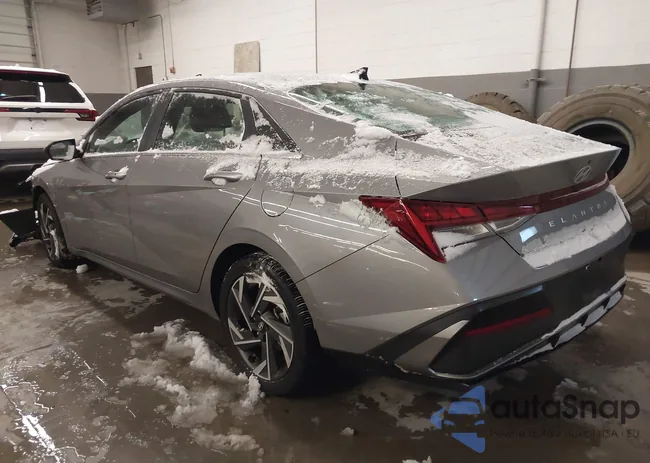 KMHLS4DG8SU023605: 43904889