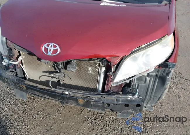 5TDYK3DC3GS692619: 43904945