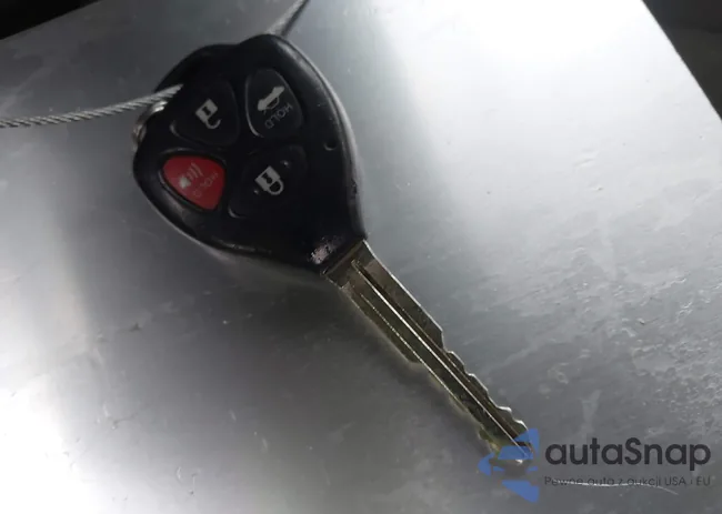 JTDBU4EE2BJ103233: 43904992