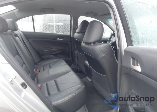 1HGCP2F61CA226824: 43905019