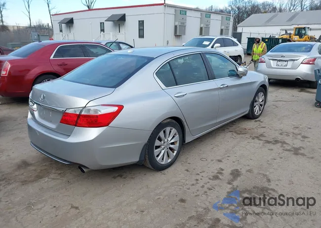 1HGCR2F8XFA140167: 43905093