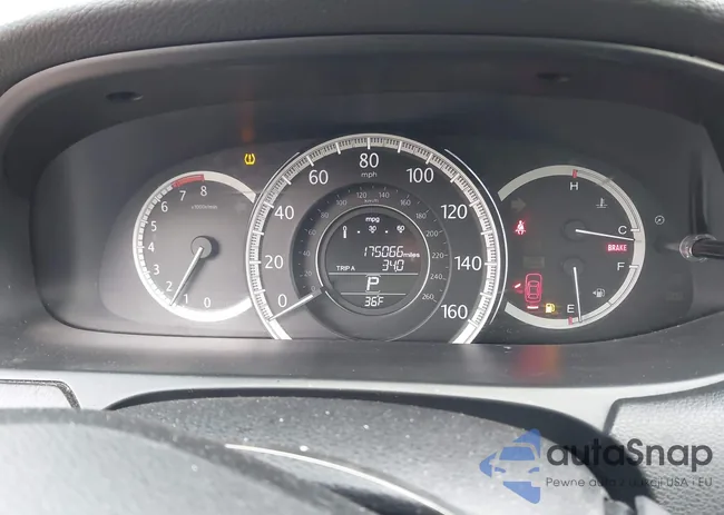 1HGCR2F8XFA140167: 43905093