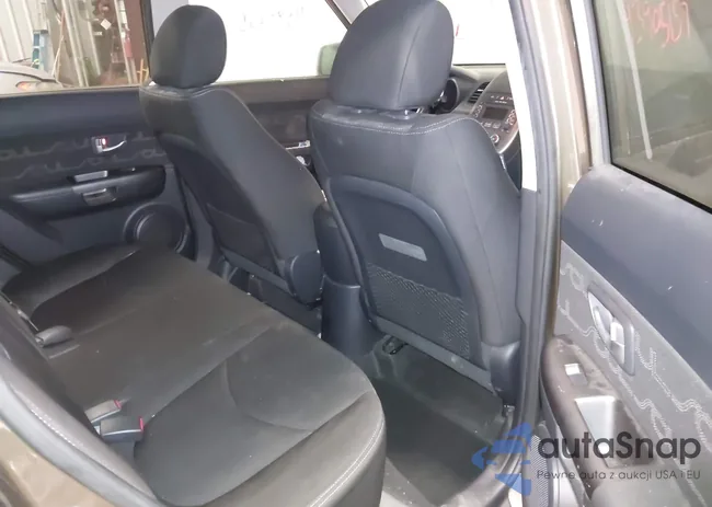 KNDJT2A67C7465395: 43905157