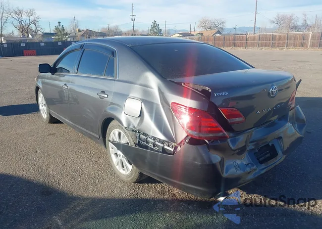 4T1BK36B68U290032: 43905235