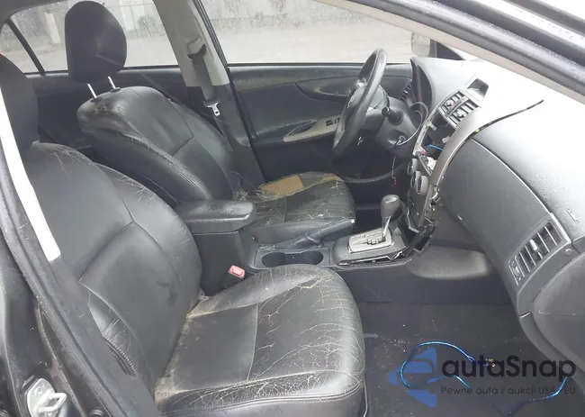 2T1BU4EE2CC912437: 43905368