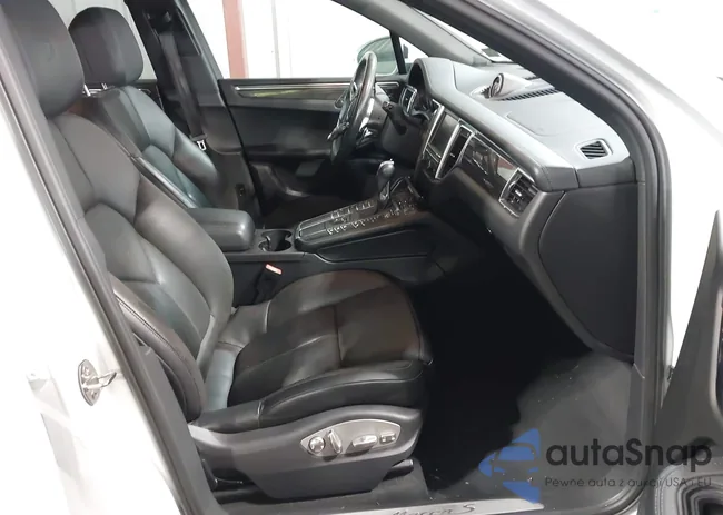 WP1AB2A57FLB62279: 43905379