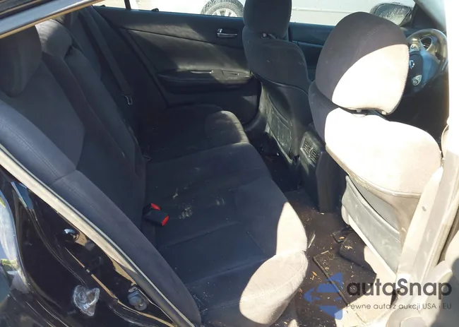 1N4AA51E69C807357: 43904527