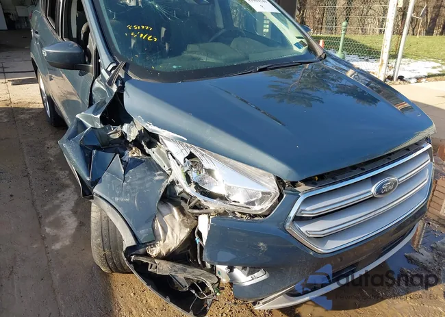 1FMCU9GD1KUC06644: 43904549