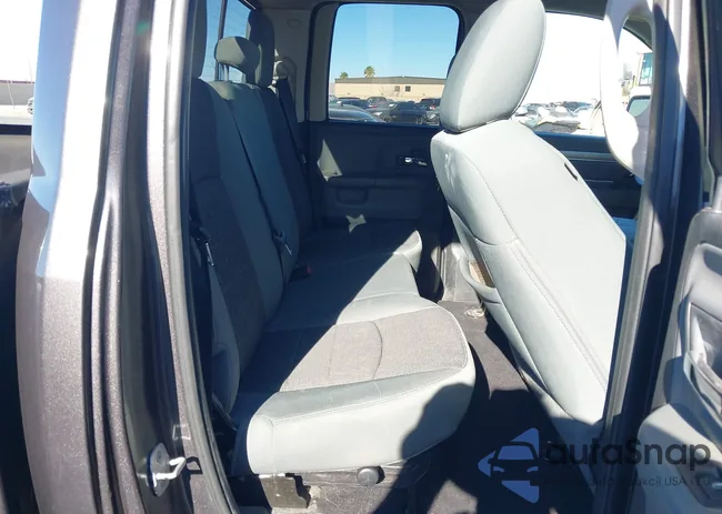 1C6RR7GT9ES385809: 43904575