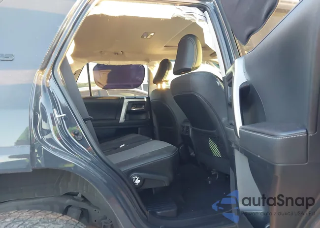 JTENU5JR2R6235364: 43904586