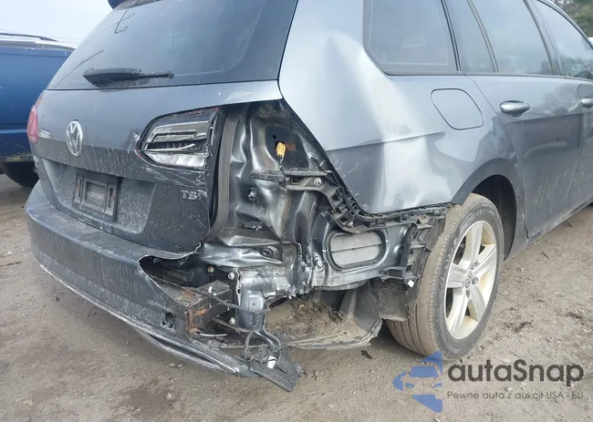 3VWD17AU8JM753067: 43904673