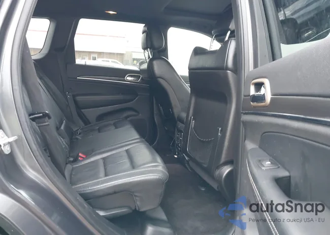 1C4RJFBG9FC225364: 43904684