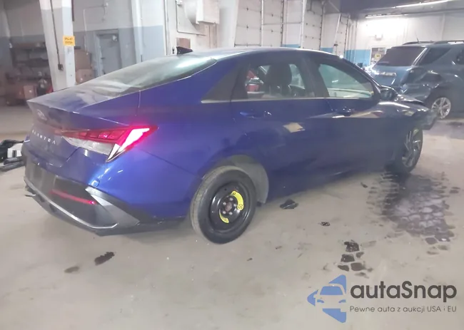 KMHLS4DG6RU752275: 43904695