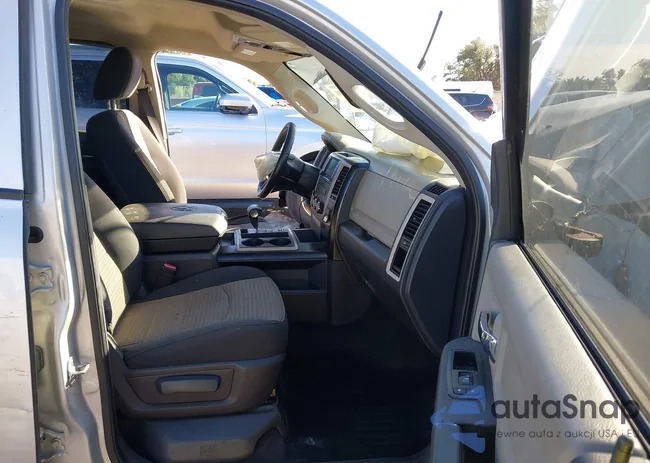 1C6RD7LT1CS328134: 43904701