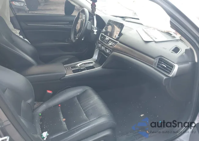 1HGCV2F98JA004990: 43904706