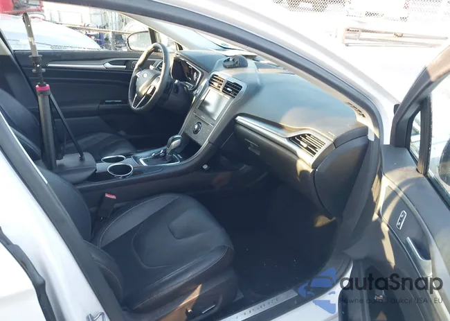 3FA6P0K97DR167176: 43904732