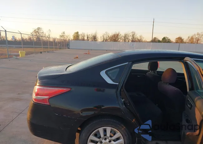 1N4AL3AP6DC264830: 43904748