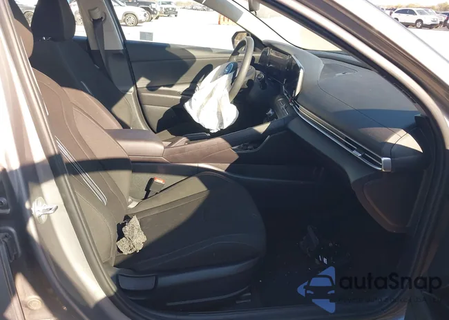 KMHLM4DG6RU755669: 43905916