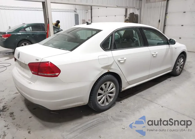 1VWAT7A38EC090062: 43905924