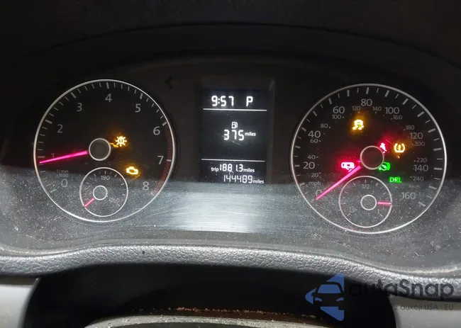 1VWAT7A38EC090062: 43905924