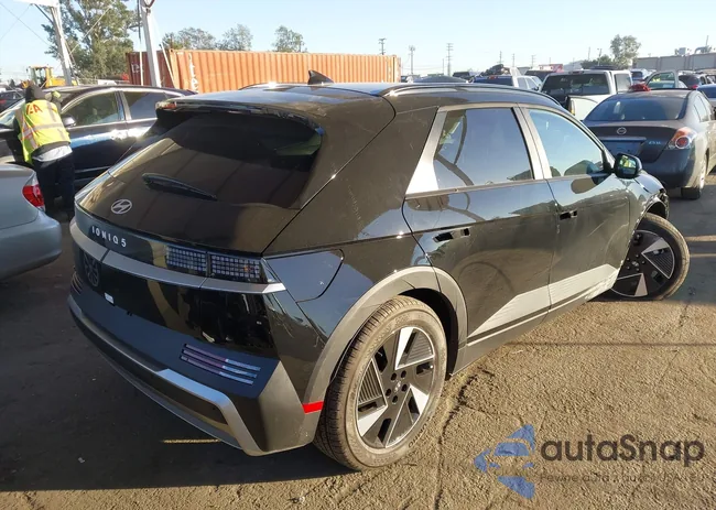 7YAKN4DA8SY032762: 43905979