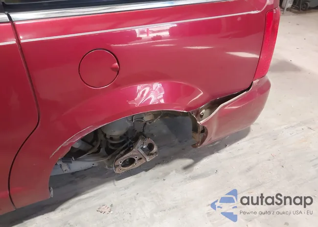 2C4RC1BG0GR111775: 43905982