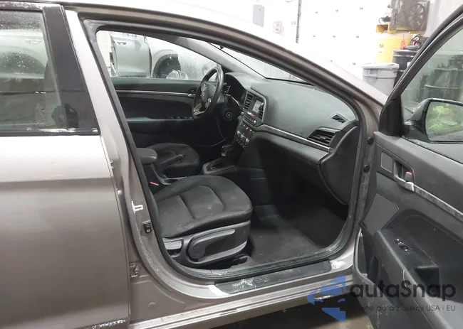 KMHD74LFXLU900224: 43906139