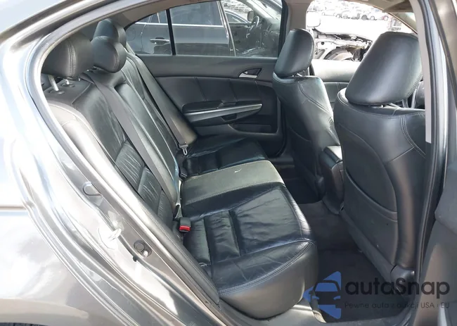 1HGCP26808A071840: 43906165