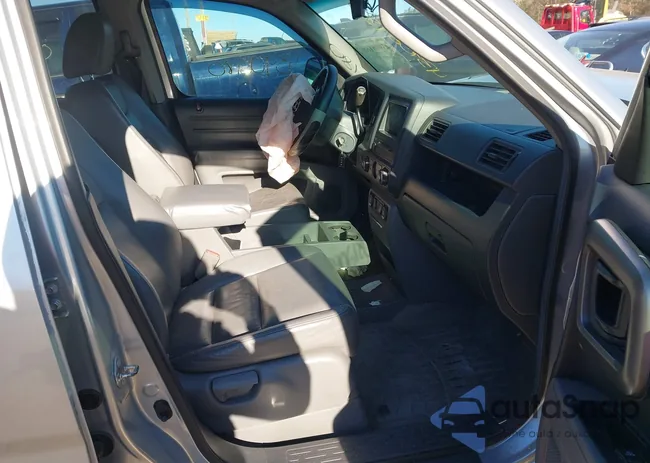 5FPYK1F56AB003579: 43906180