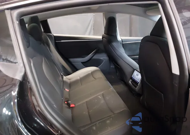 5YJ3E1EBXSF063268: 43906275