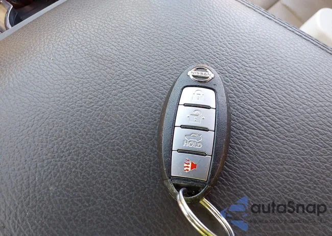 3N1CN8EV5ML866905: 43905478