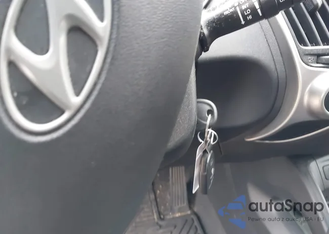 KM8JUCACXAU069870: 43905732