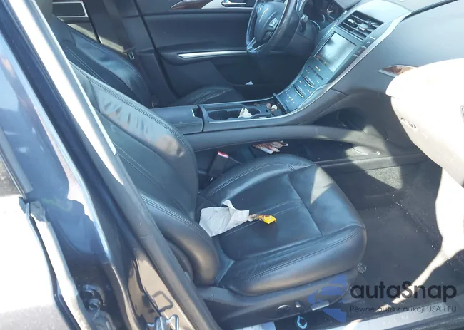 3LN6L2LU5DR821799: 43905743