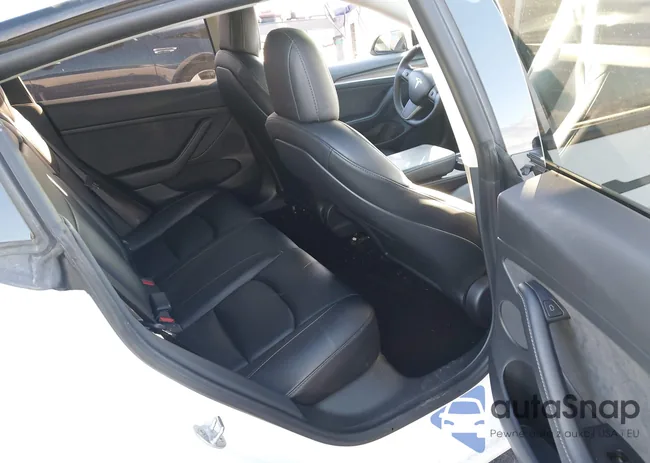 5YJ3E1EA6MF052777: 43905835