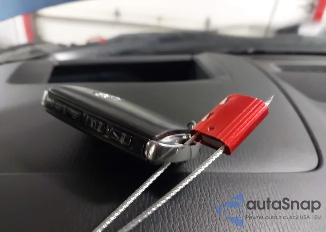 JM3KFBAY8M0444652: 43906897