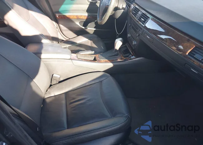 WBAVC73588KX91811: 43906904