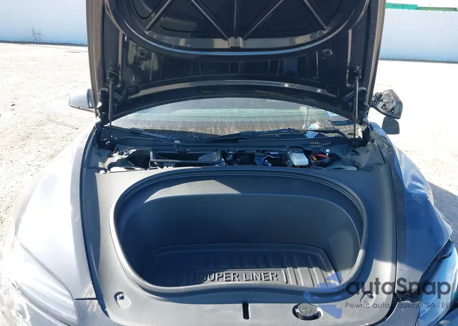 5YJ3E1EA5SF004216: 43906918