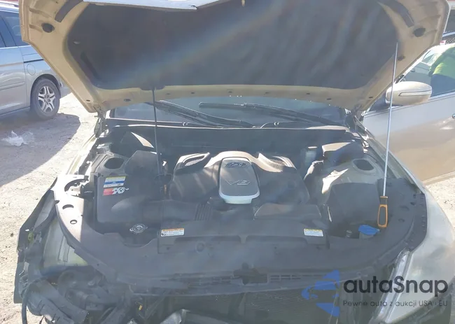 KMHGC4DF5BU139690: 43906963