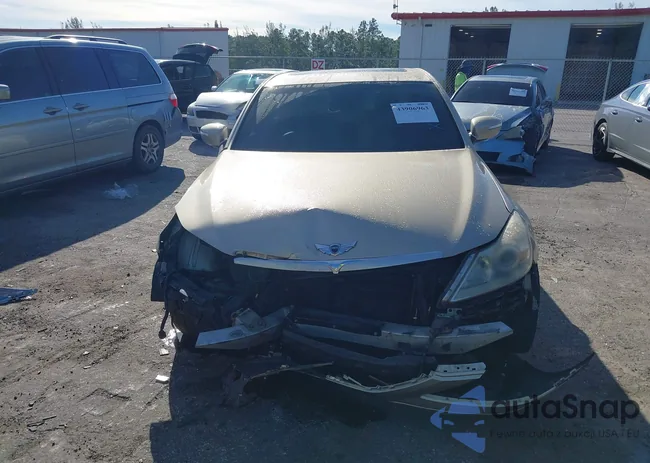 KMHGC4DF5BU139690: 43906963