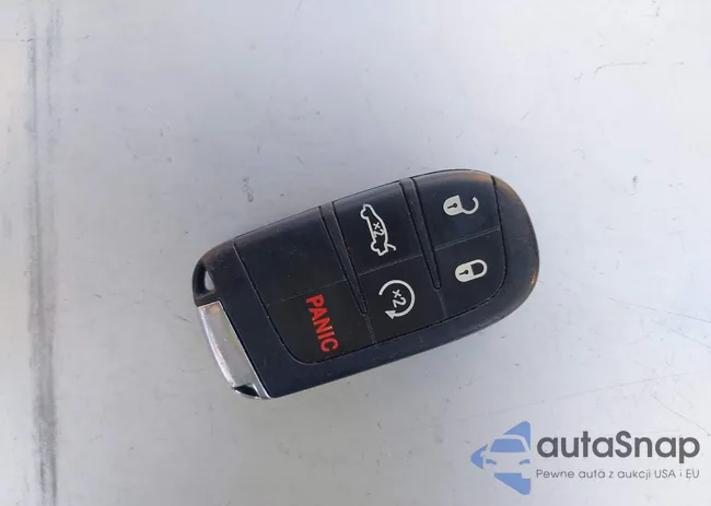 2C3CDXCT4KH738001: 43907112