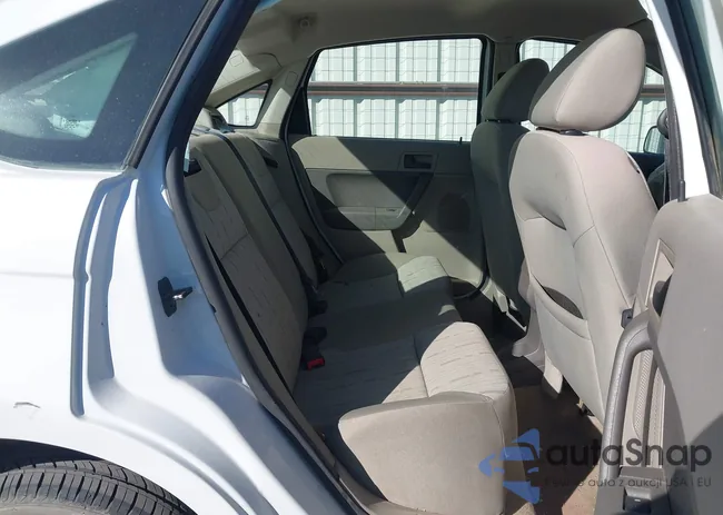 1FAHP35N78W116637: 43907338