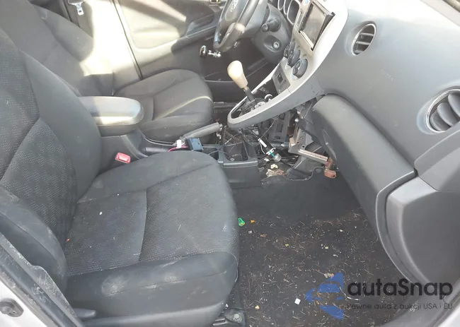 2T1KU4EE2AC268936: 43907341