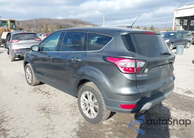 1FMCU9GD8HUE43740: 43907417