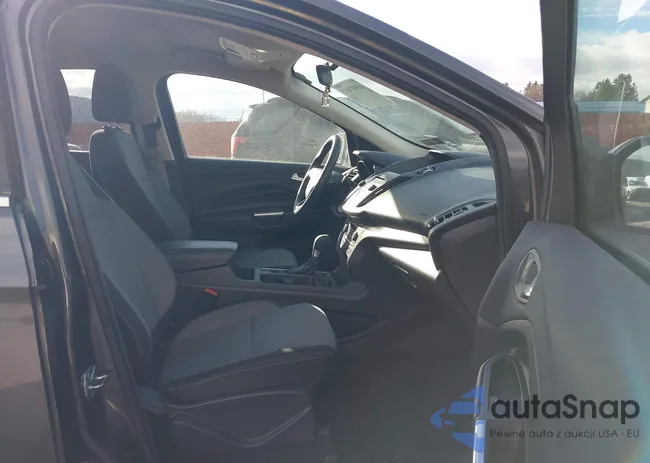 1FMCU9GD8HUE43740: 43907417