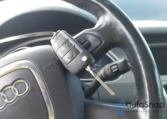 WA1AY74L29D015576: 43906482