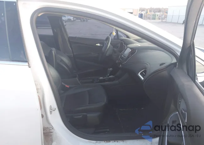 1G1BF5SM6H7192377: 43906565