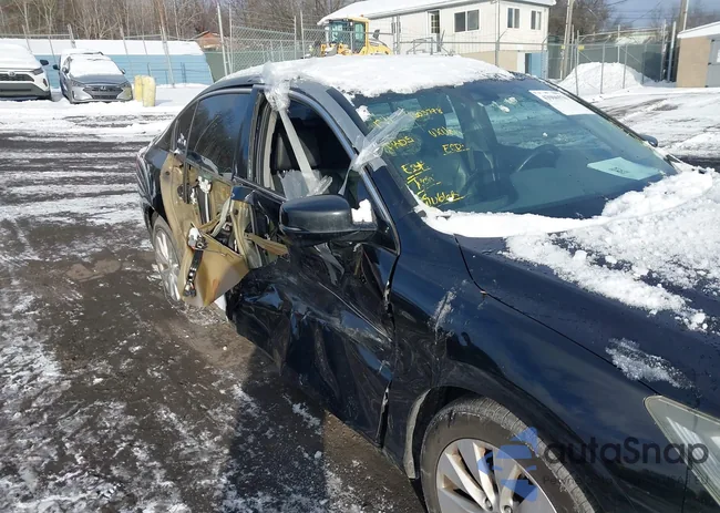 1HGCR3F87FA015178: 43906576