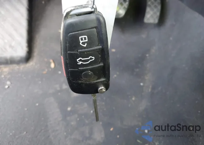 WAUFGAFB8BN012372: 43906715